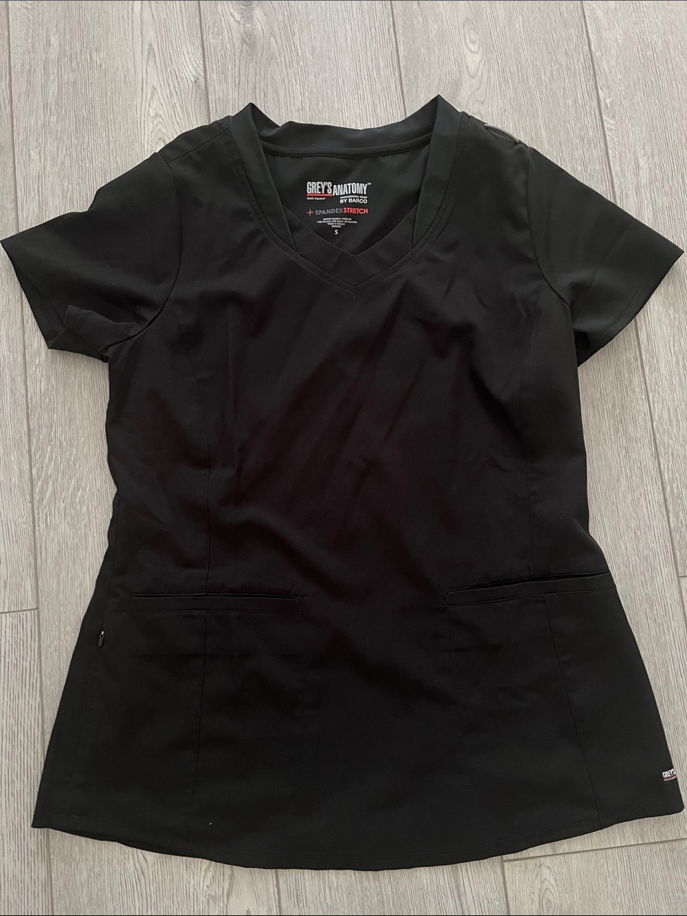 Grey's Anatomy Black V-Neck Scrub Top with Stretch